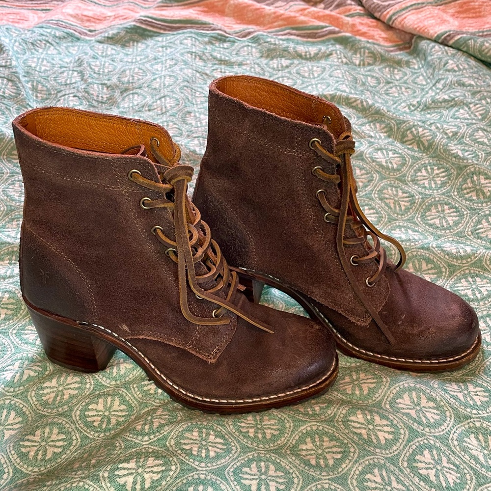 Frye Sabrina Oiled Suede Boots
